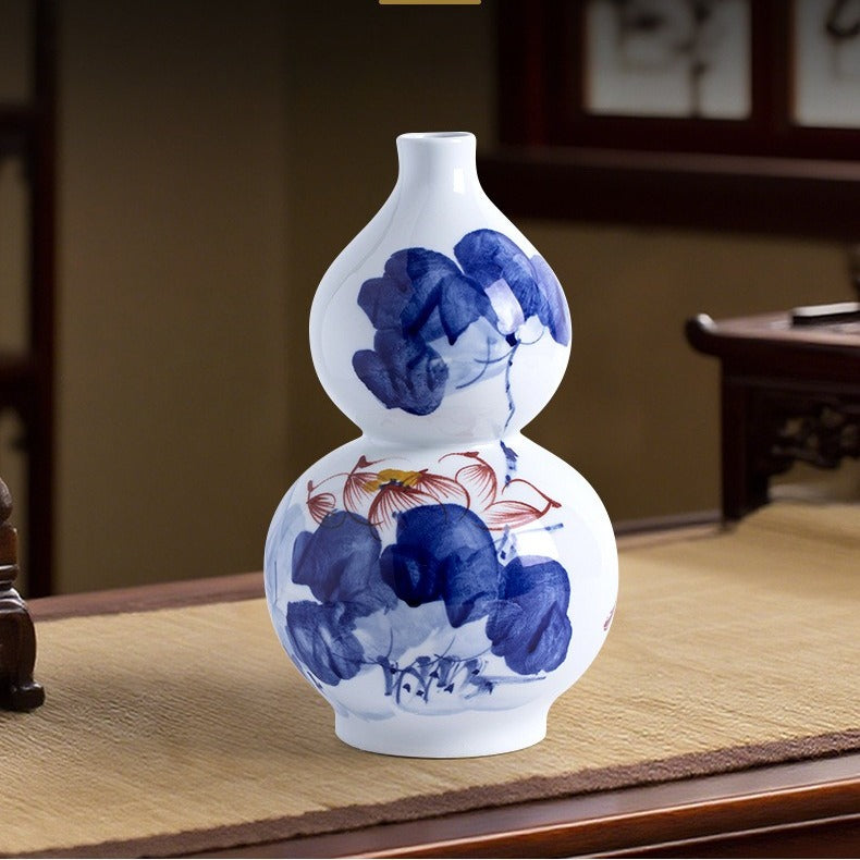 Jingdezhen ceramic hand-painted lotus gourd vase, home Chinese style living room flower arrangement ornaments, high-end flower vase